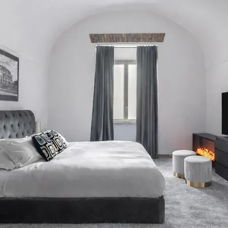 Colosseum Superior Bylzluxuryproperties Rom